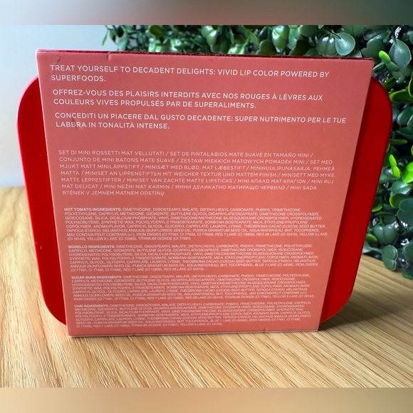 NEW: Bite Beauty Bold Bites Mini Matte Lipsticks - Set of 4 - Picture 3 of 4